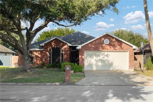 6513 N 28th St, McAllen, TX, 78504-4208 | Card Image
