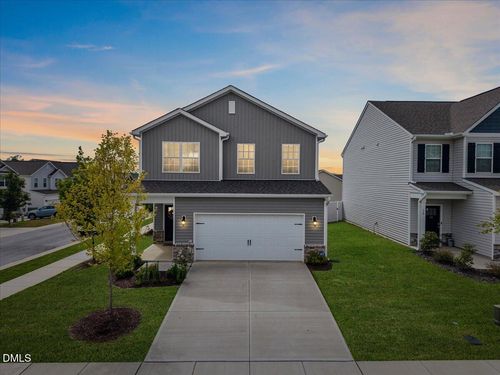 40 Branch Wood Dr, Fuquay Varina, NC, 27526-4076 | Card Image