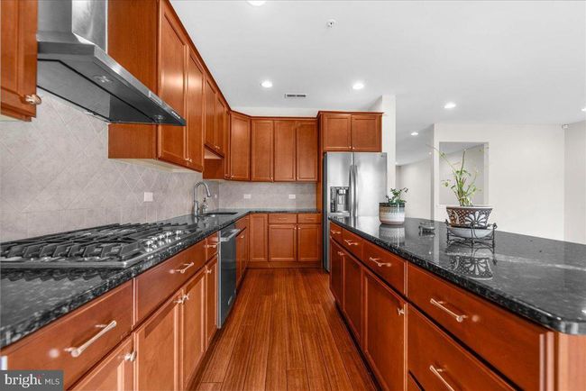 142 Spring Oak Dr, Townhouse with 4 bedrooms, 3 bathrooms and null parking in MALVERN PA | Image 5
