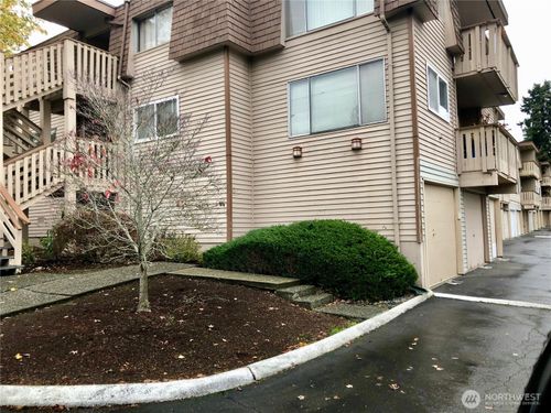 unit-215-7217 Ne 175th St, Kenmore, WA, 98028-3548 | Card Image