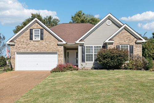 1300 Branchside Ct, Thompsons Station, TN, 37179-2305 | Card Image