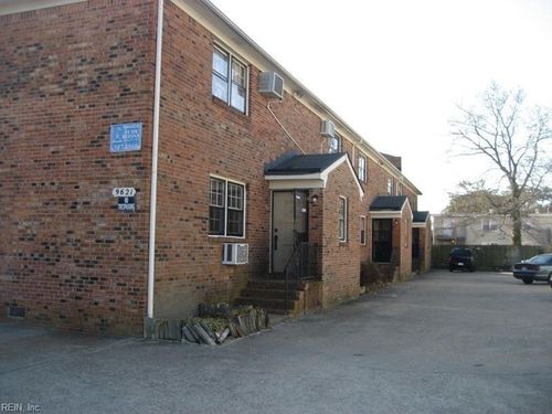 apt-10-9621 8th Bay St, Norfolk, VA, 23518-1240 | Card Image