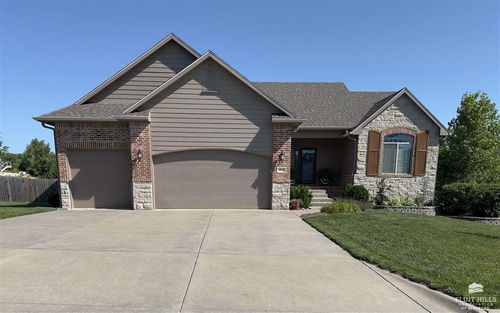 1012 Lobdell Dr, Manhattan, KS, 66503-7610 | Card Image