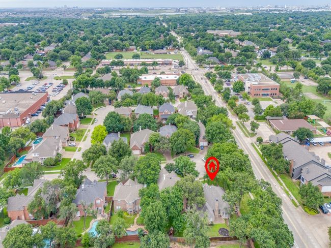 The property faces south. Austin Elementary School is located a half mile to the southwest. | Image 32