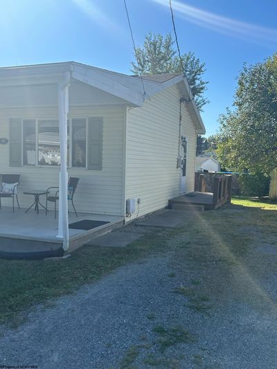 86 Halifax Street, House other with 3 bedrooms, 1 bathrooms and 3 parking in Buckhannon WV | Image 3