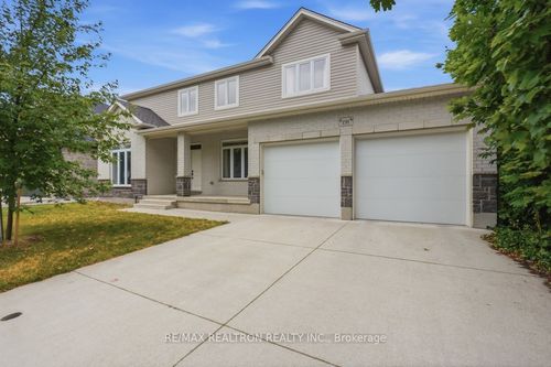 191 Wychwood Pk, London, ON, N6G1S2 | Card Image