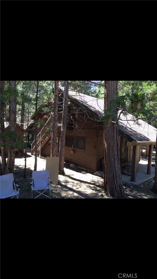 9 Southfork Rd, Angelus Oaks, CA, 92305 | Card Image