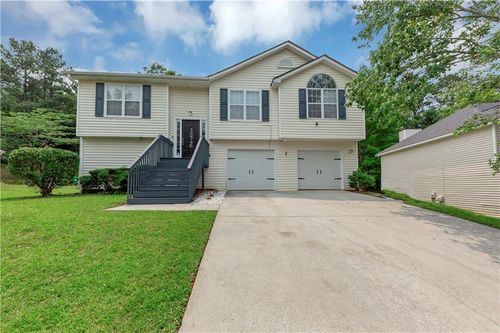 2880 Field Spring Dr, Lithonia, GA, 30058-3851 | Card Image