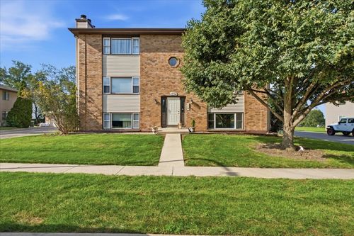 f-1056 Manchester Ct, South Elgin, IL, 60177-1400 | Card Image