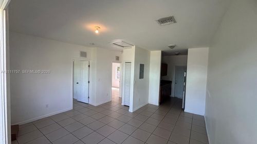 4-8321 Ne Miami Ct, Miami, FL, 33138-3773 | Card Image