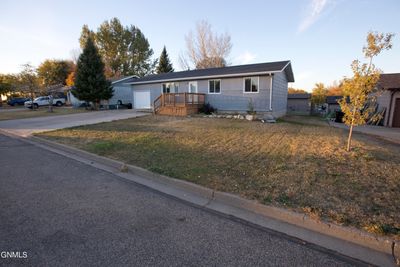 58 Custer Drive, House other with 4 bedrooms, 1 bathrooms and null parking in Lincoln ND | Image 2