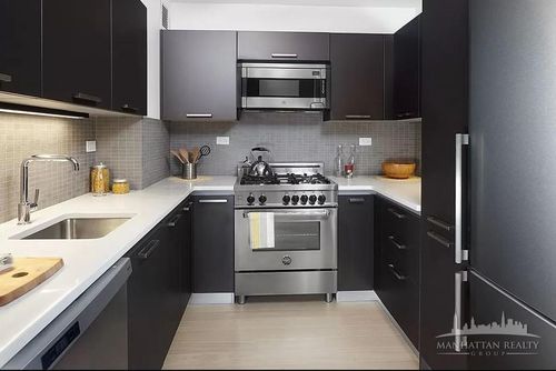 14b-222 E 39th St, New York, NY, 10016-2848 | Card Image