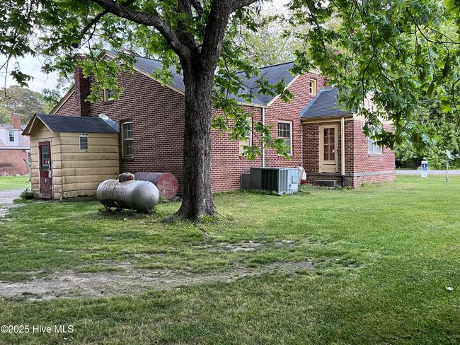 205 Maple St, House other with 3 bedrooms, 1 bathrooms and null parking in Rich Square NC | Image 5