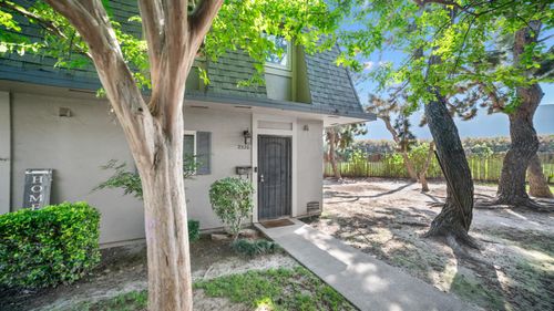 2320 W Turner Road, Lodi, CA, 95242 | Card Image