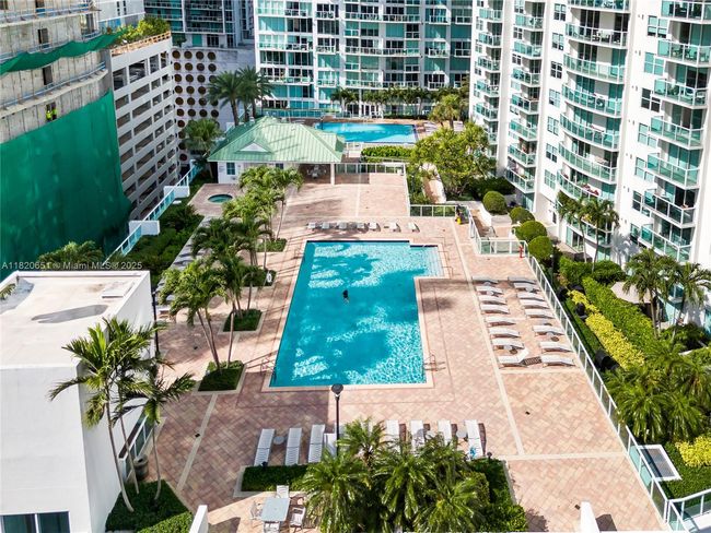 APT-707 - 31 Se 5 Th St, Condo with 1 bedrooms, 1 bathrooms and null parking in Miami FL | Image 17