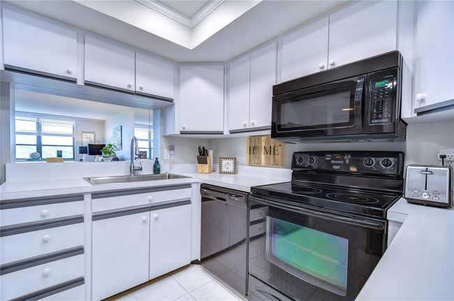UNIT-506 - 2616 Cove Cay Dr, Condo with 1 bedrooms, 2 bathrooms and null parking in CLEARWATER FL | Image 8