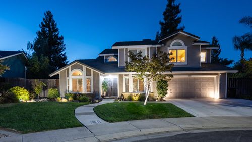 2805 Habsburg Cir, Modesto, CA, 95356-0389 | Card Image