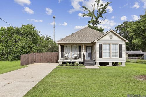 1109 N Janice Ave, Gonzales, LA, 70737-2616 | Card Image