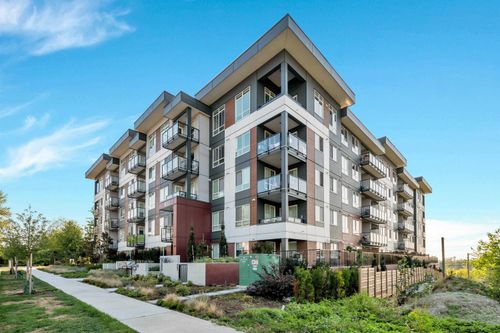 615-8117 200a St, Langley, BC, V2Y3W9 | Card Image