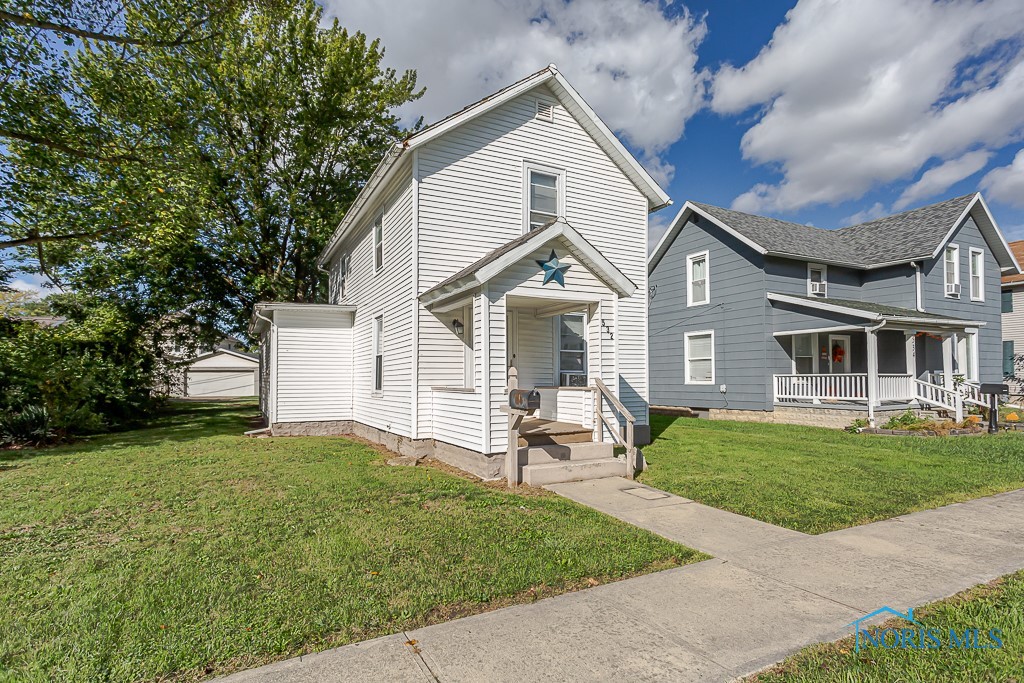 Union Pl, Fremont, OH 43420