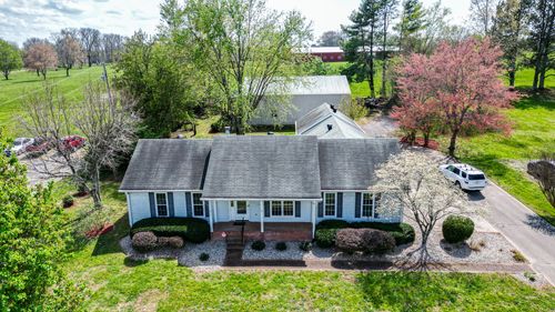 147 Flynn Rd, Gallatin, TN, 37066-8199 | Card Image