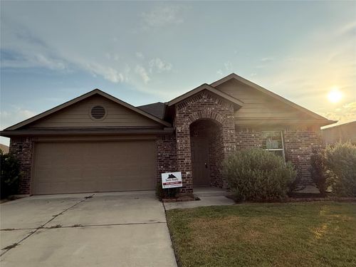160 Voss, Kyle, TX, 78640-2170 | Card Image