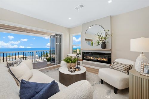 2961 Rounsevel Ter, Laguna Beach, CA, 92651-4134 | Card Image