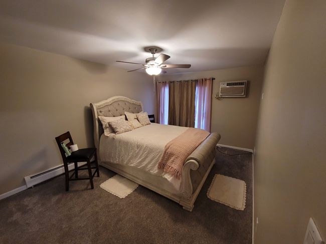 APT-202 - 2419 Riverside Dr, Condo with 2 bedrooms, 2 bathrooms and null parking in Trenton MI | Image 13