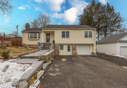 118 Pullen Ave, Watertown, CT, 06779-2322 | Card Image