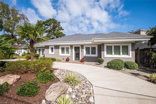 403 55th St, Virginia Beach, VA, 23451-2215 | Card Image