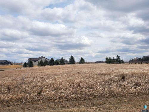 26166 E Sunset Ct Court, Canistota, SD, 57012 | Card Image