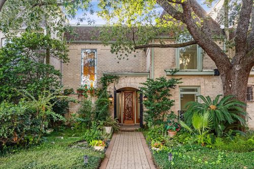 45 Bayou Pointe Dr, Houston, TX, 77063-1037 | Card Image