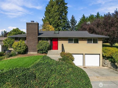 6629 63rd St Se, Snohomish, WA, 98290-5135 | Card Image