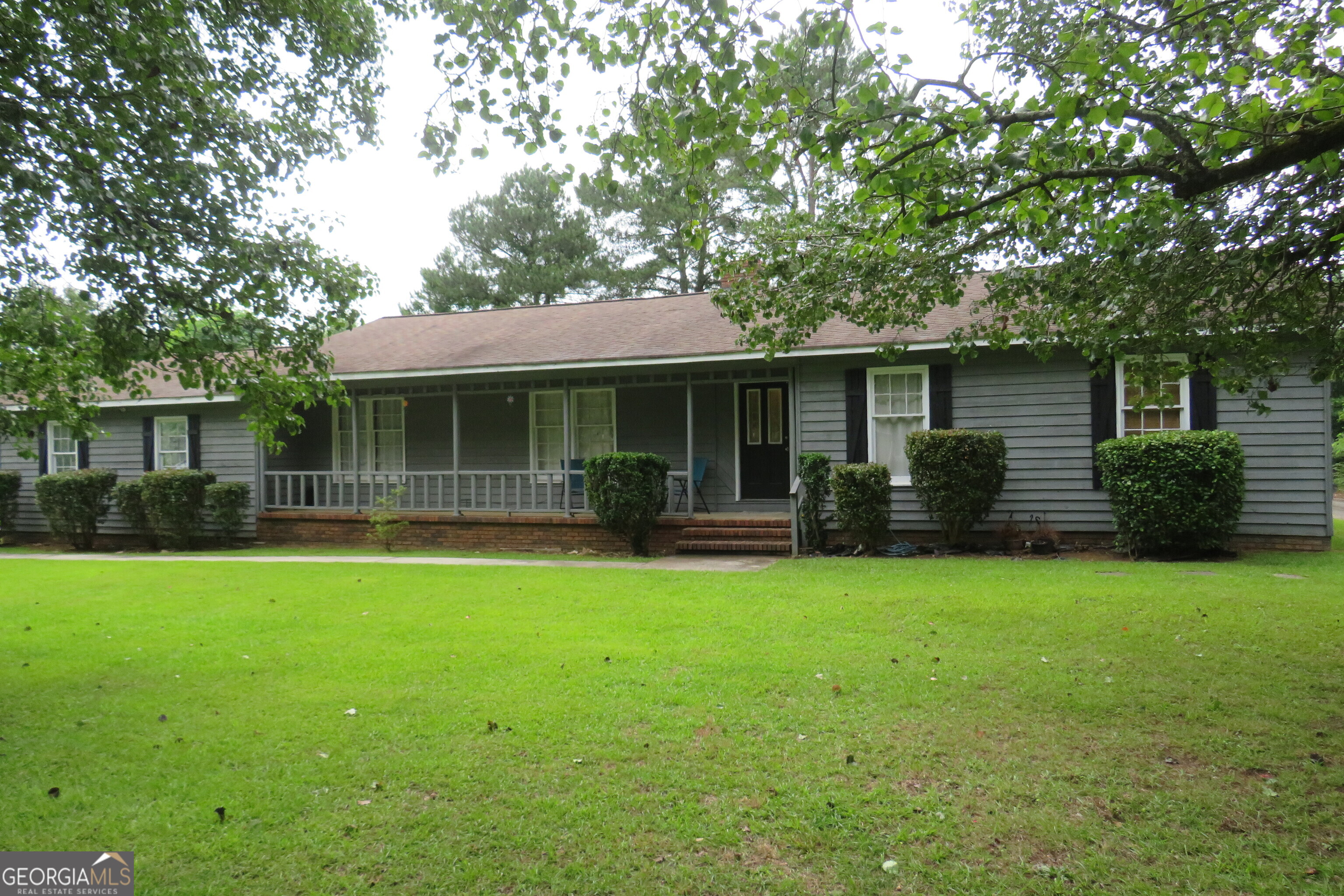 Riverbend Dr, Covington, GA 30014