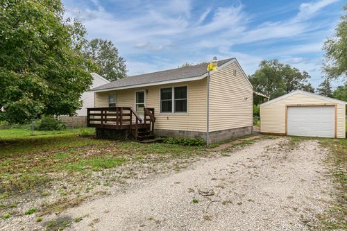 17112 10th Ave N, East Moline, IL, 61244-9456 | Card Image