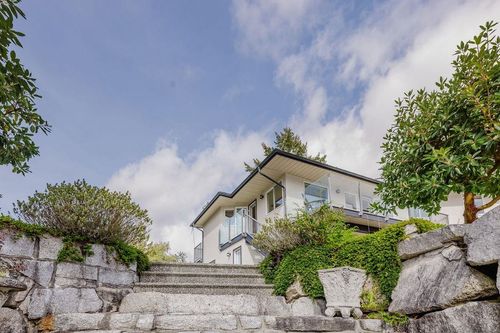 5620 Mintie Rd, Halfmoon Bay, BC, V7Z1E8 | Card Image