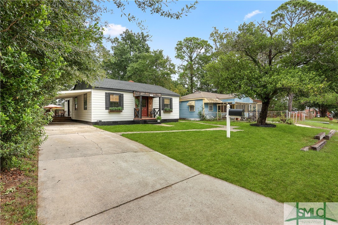 Hawthorne St, Savannah, GA 31404