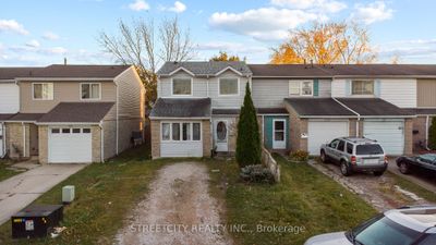 311 Somerset Cres, House attached with 3 bedrooms, 2 bathrooms and 1 parking in Sarnia ON | Image 1