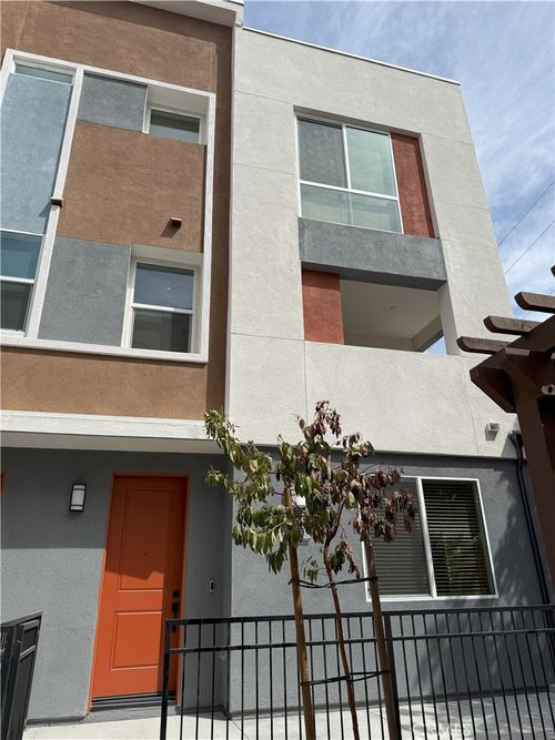 450-1816 E E 1st St, Santa Ana, CA, 92705-8368 | Card Image