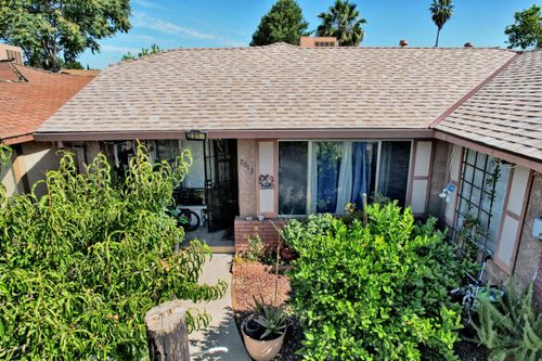 2013 Robertson Rd, Modesto, CA, 95351-3446 | Card Image