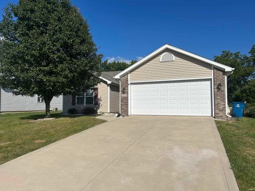 1902 Clifty Parkway Parkway, Fort Wayne, IN, 46808 | Card Image