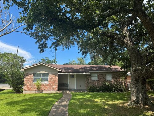 1319 Lyric Ln, La Marque, TX, 77568-6162 | Card Image