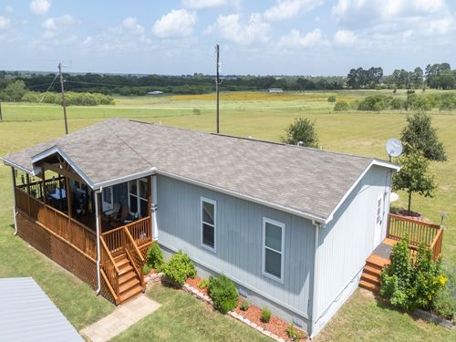 4220 Old Mcmahan Rd, Lockhart, TX, 78644-4288 | Card Image