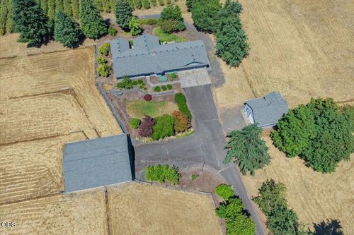 7683 Parker Ln Se, Turner, OR, 97392-9790 | Card Image