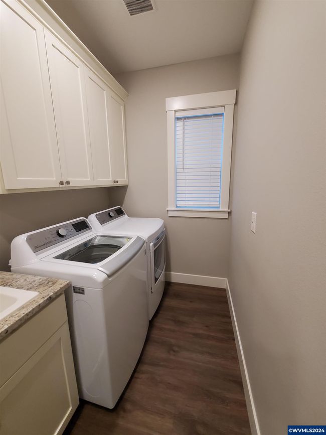 5299 Davis St Se, House other with 4 bedrooms, 3 bathrooms and null parking in Turner OR | Image 37