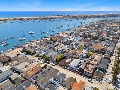 6111 Seashore Dr, Newport Beach, CA, 92663-2019 | Card Image