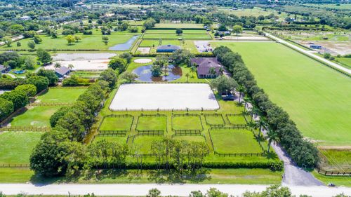 2780 Skipiks Way, Wellington, FL, 33470-5044 | Card Image