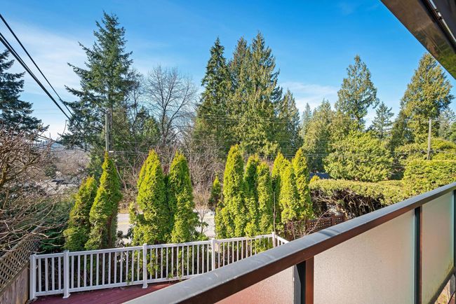 1912 Mary Hill Road, House other with 5 bedrooms, 3 bathrooms and 4 parking in Port Coquitlam BC | Image 12