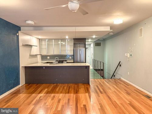 b-149 W Laurel St, PHILADELPHIA, PA, 19123-2315 | Card Image