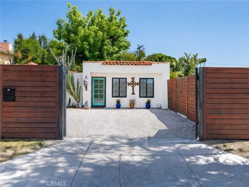 a-22028 Covello St, Canoga Park, CA, 91303-1127 | Card Image